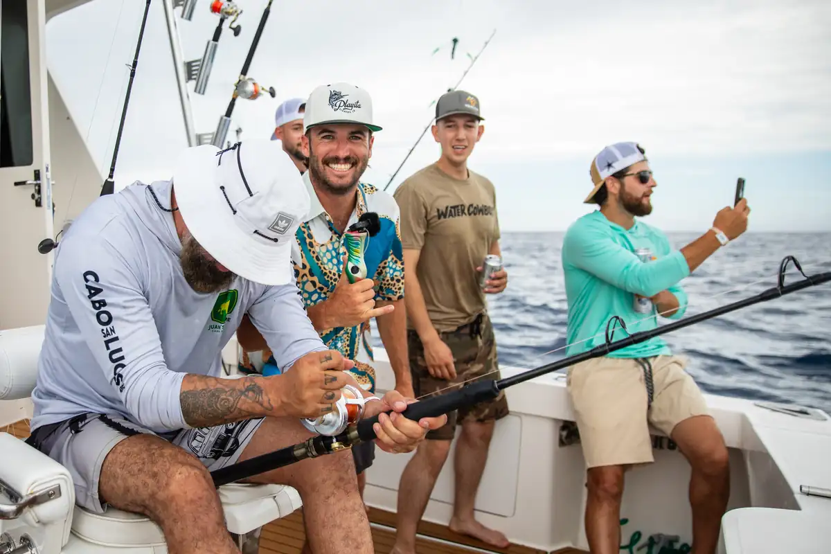 Tailchaser 48 ft Cabo Flybridge — Los Cabos fishing charter