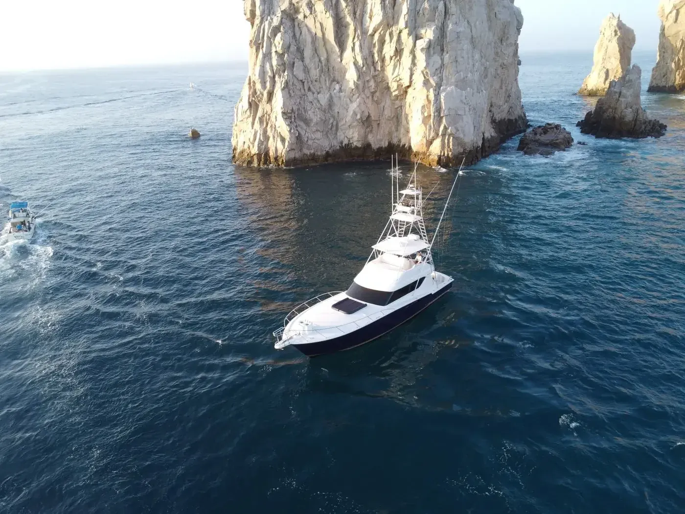 Lion Heart 60 ft Hatteras — Los Cabos fishing charter