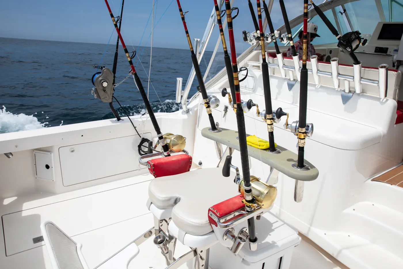Chinito Bonito 40 ft Cabo Express — Los Cabos fishing charter