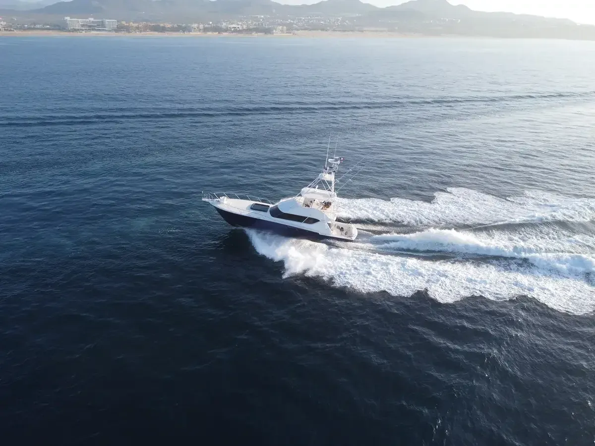 Lion Heart 60 ft Hatteras — Los Cabos fishing charter