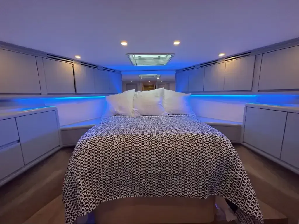 Lion Heart 60 ft Hatteras — Los Cabos fishing charter