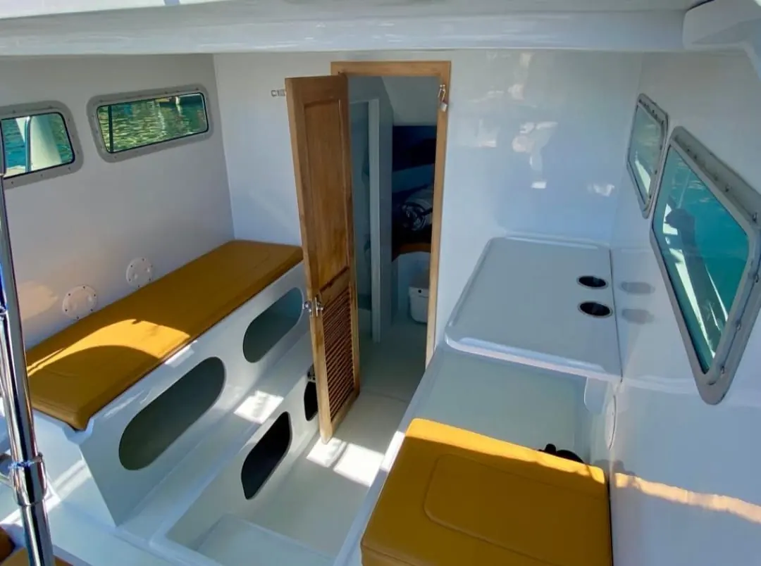 Peleador 1 28 ft Custom Cruiser — Cabo San Lucas fishing charter