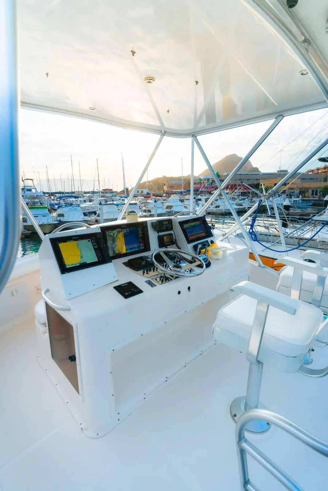 Wahoo King 35 ft Cabo Flybridge — Cabo San Lucas fishing charter